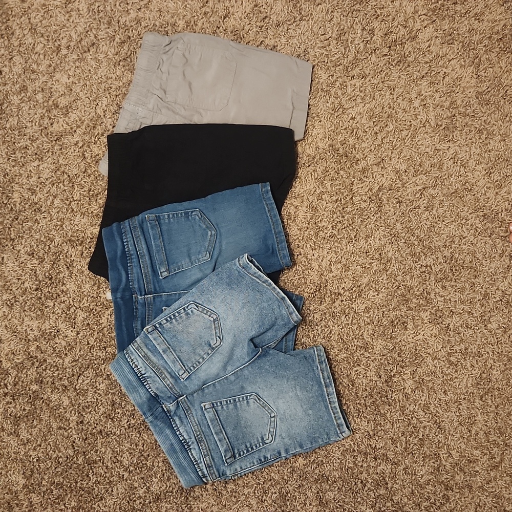 Bundle of 9 Toddler Boy 3T Shorts. Cat & Jack, Okie Dokie & Garanimals - Picture 2 of 8